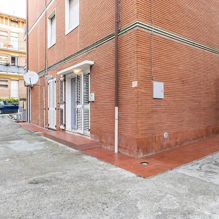 Guest Host - Il Loto Lejlighed