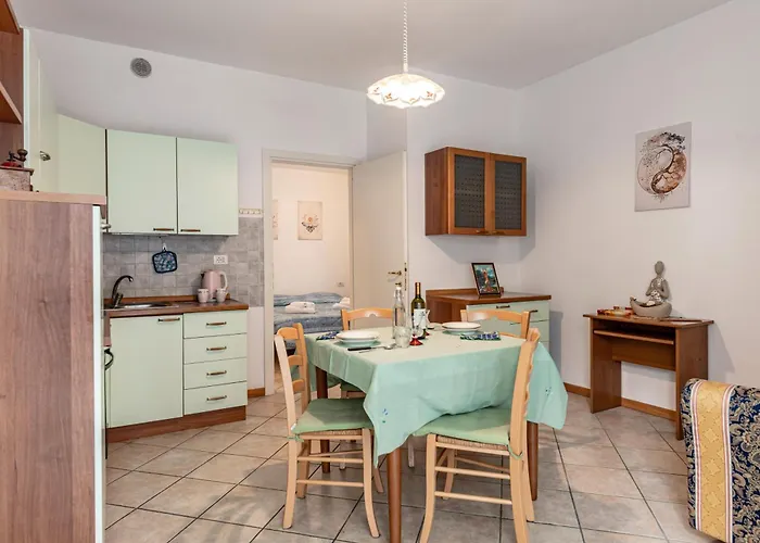 Guest Host - Il Loto Lejlighed